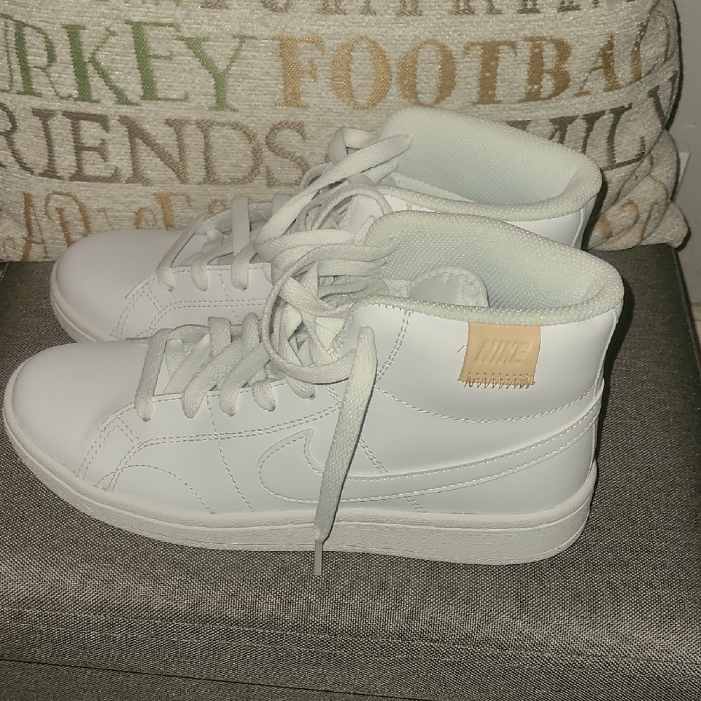Nike Women's White High-Top Sneakers - Picture 4 of 7
